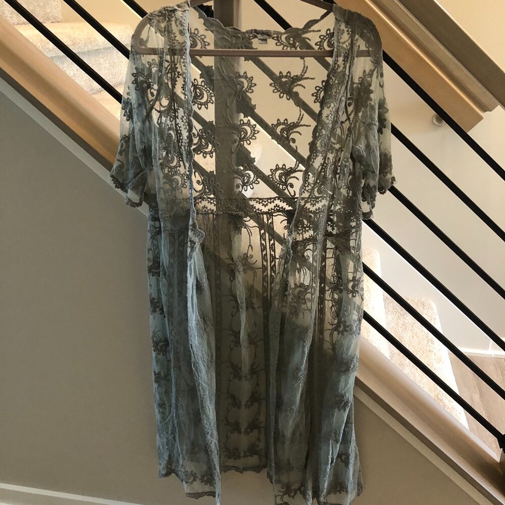 POL Gray/Olive Green Short Sleeve Kimono - NWOT